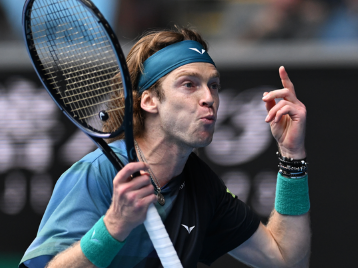 非首次出现 非首次出现