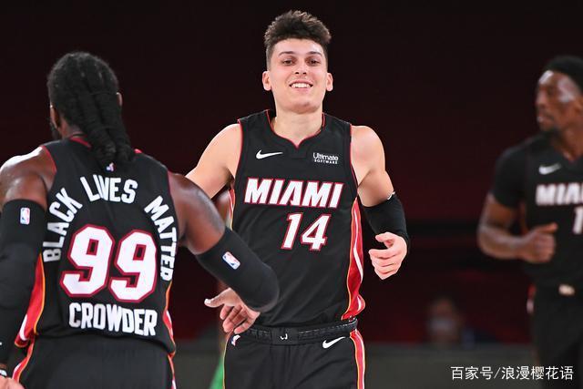 往出现在球 往出现在球